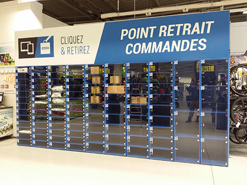 Habillage d'une armoire Click and Collect - Decathlon