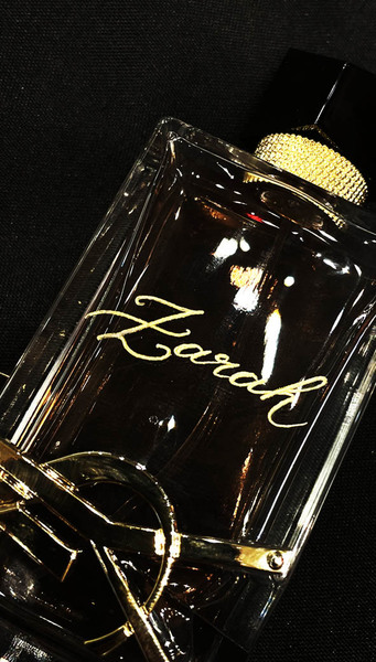 Gravure "Zahia" Pour YSL