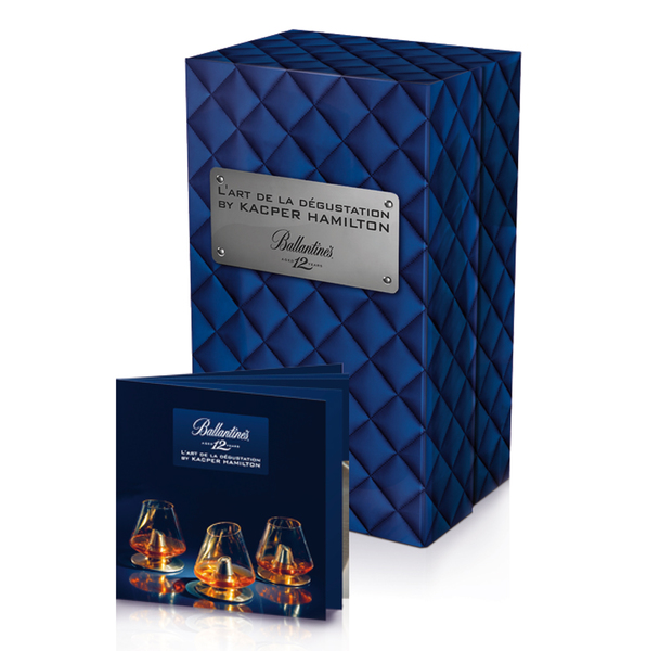 Coffret et leaflet pour Ballantines